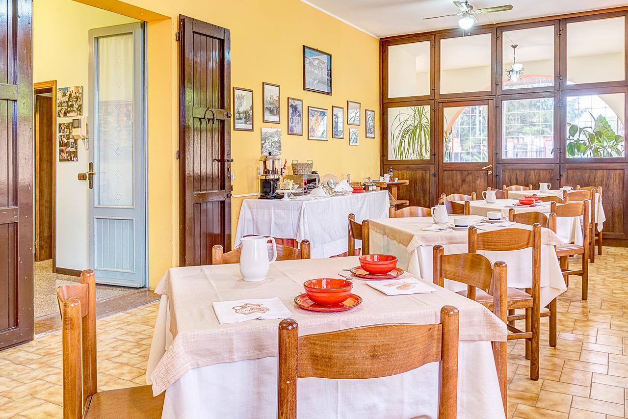 Agriturismo I Portici Гатео а Маре Екстериор снимка