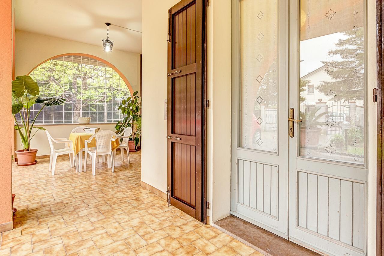 Agriturismo I Portici Гатео а Маре Екстериор снимка